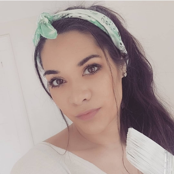 Meet your Posher, Carmelita - Picture 3 of 7